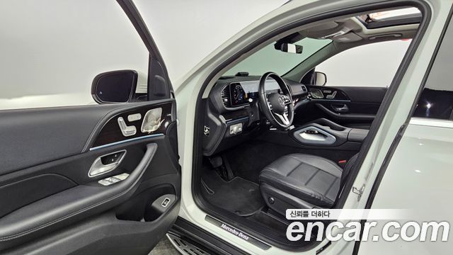 Mercedes-Benz GLE-Class GLE300d 4MATIC