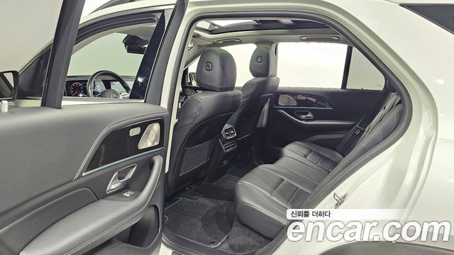 Mercedes-Benz GLE-Class GLE300d 4MATIC