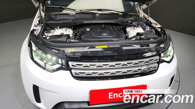Land Rover Discovery 3.0 SD6 HSE