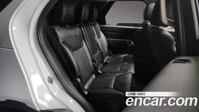 Land Rover Discovery 3.0 SD6 HSE