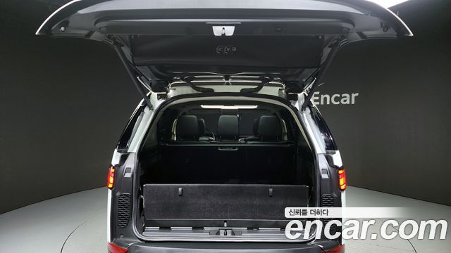 Land Rover Discovery 3.0 SD6 HSE