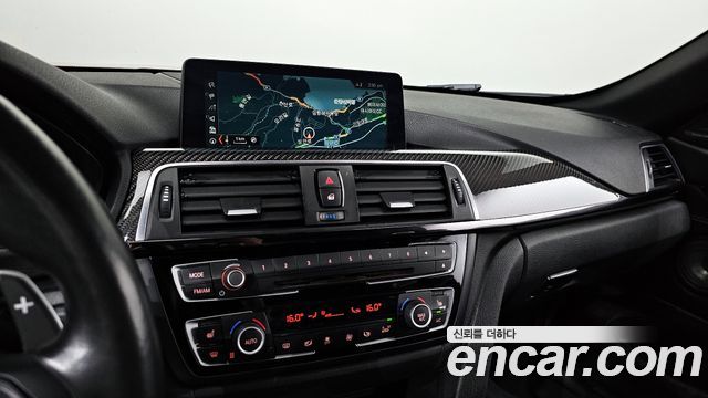 BMW M4 M4 Convertible Paintwork Edition