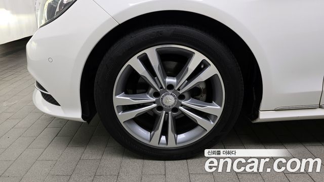 Mercedes-Benz E-Class E220 CDI Avantgarde