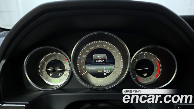 Mercedes-Benz E-Class E220 CDI Avantgarde