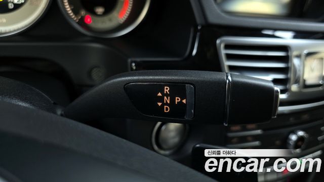 Mercedes-Benz E-Class E220 CDI Avantgarde