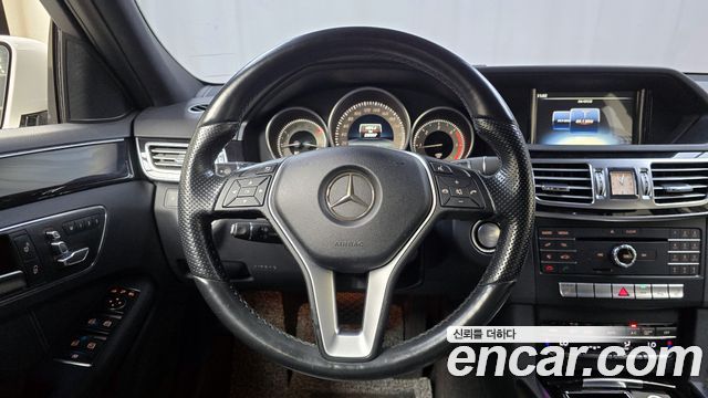 Mercedes-Benz E-Class E220 CDI Avantgarde