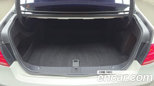 Mercedes-Benz E-Class E220 CDI Avantgarde