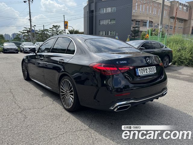Mercedes-Benz C-Class C300 4MATIC AMG Line