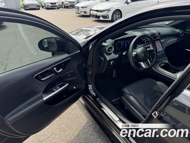 Mercedes-Benz C-Class C300 4MATIC AMG Line