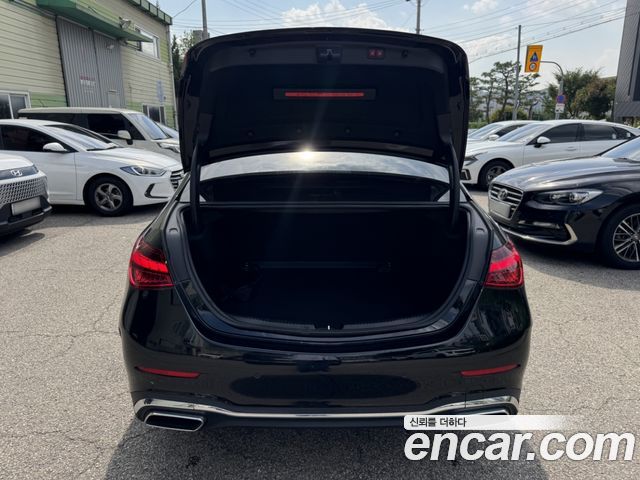 Mercedes-Benz C-Class C300 4MATIC AMG Line