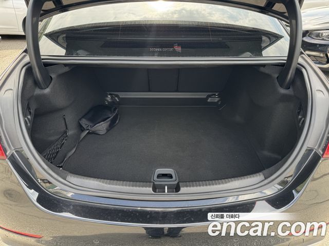 Mercedes-Benz C-Class C300 4MATIC AMG Line