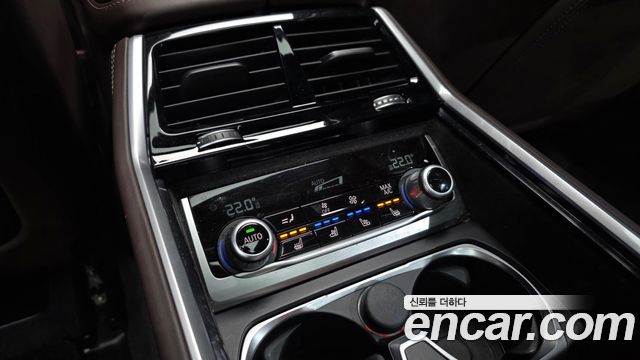 BMW 7-Series 750Li xDrive Prestige
