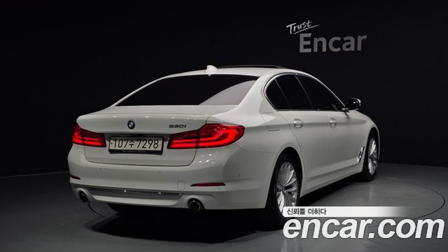 BMW 5-Series 530i Luxury Plus