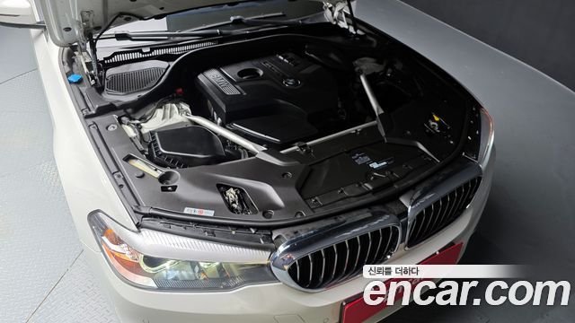 BMW 5-Series 530i Luxury Plus