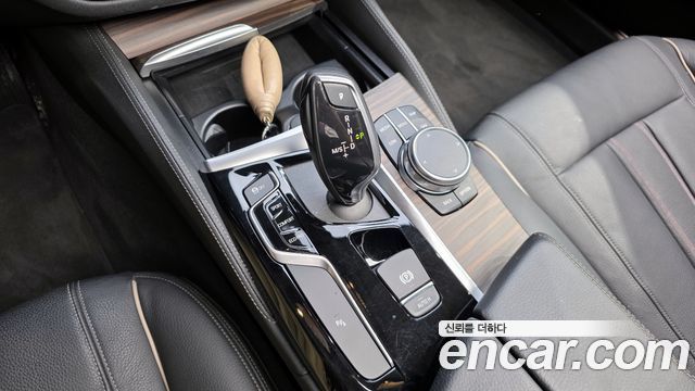 BMW 5-Series 530i Luxury Plus