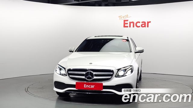 Mercedes-Benz E-Class E300 4MATIC AV Intelligent Drive