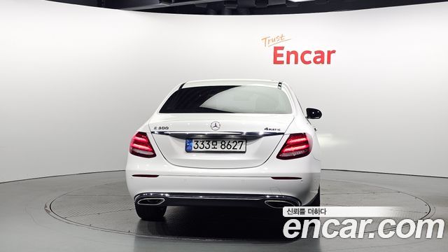 Mercedes-Benz E-Class E300 4MATIC AV Intelligent Drive