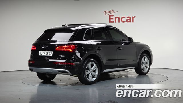 Audi Q5 45 TFSI Quattro Premium