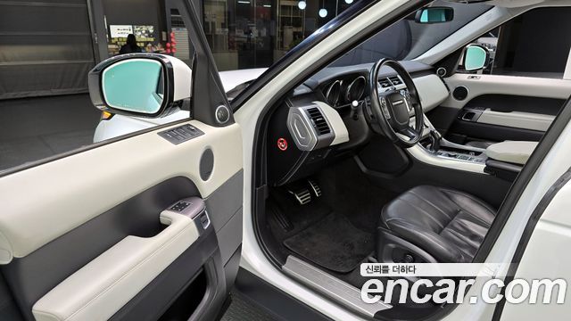 Land Rover Range Rover Sport 3.0 SDV6 HSE