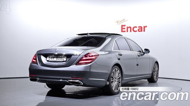 Mercedes-Benz S-Class S560L