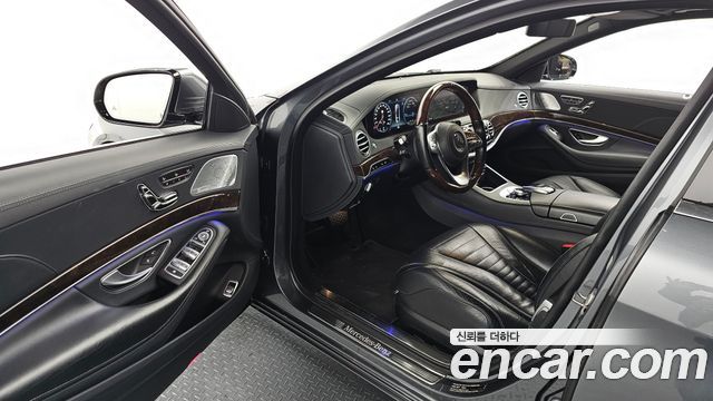 Mercedes-Benz S-Class S560L