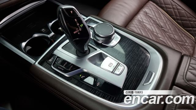 BMW 7-Series 740Li xDrive M Sport Package