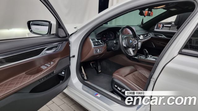 BMW 7-Series 740Li xDrive M Sport Package