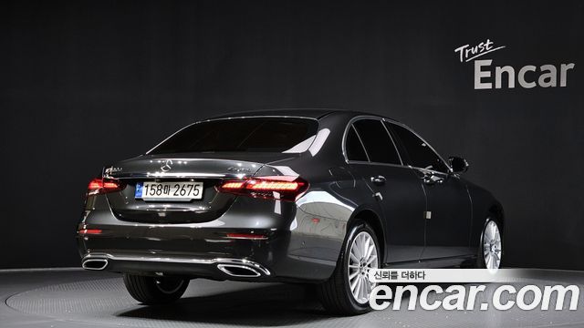Mercedes-Benz E-Class E220d 4MATIC Exclusive