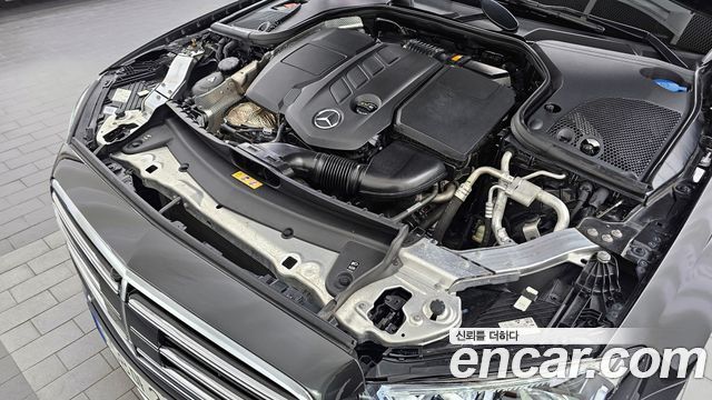 Mercedes-Benz E-Class E220d 4MATIC Exclusive