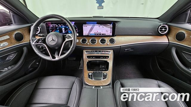 Mercedes-Benz E-Class E220d 4MATIC Exclusive