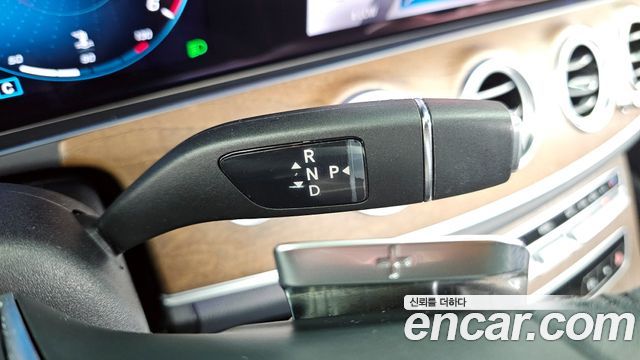 Mercedes-Benz E-Class E220d 4MATIC Exclusive
