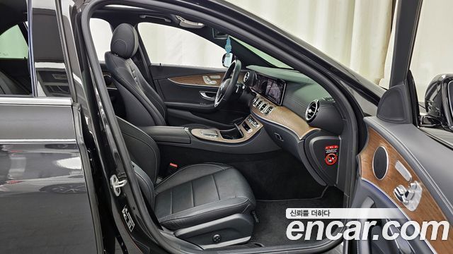 Mercedes-Benz E-Class E220d 4MATIC Exclusive