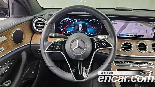 Mercedes-Benz E-Class E220d 4MATIC Exclusive