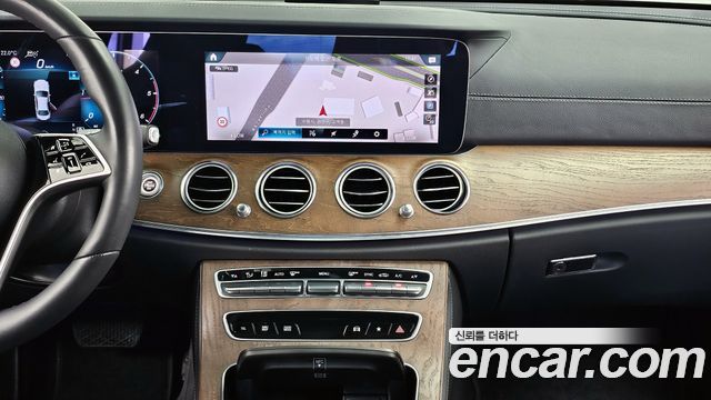Mercedes-Benz E-Class E220d 4MATIC Exclusive