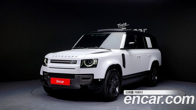 Land Rover Defender 130 D300 X-Dynamic HSE