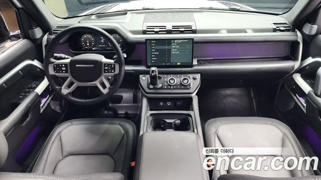 Land Rover Defender 130 D300 X-Dynamic HSE