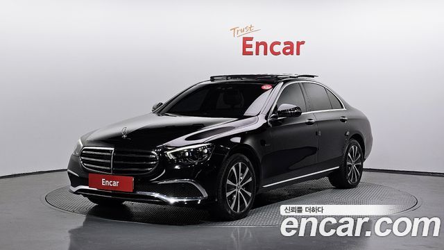 Mercedes-Benz E-Class E300e 4MATIC Exclusive