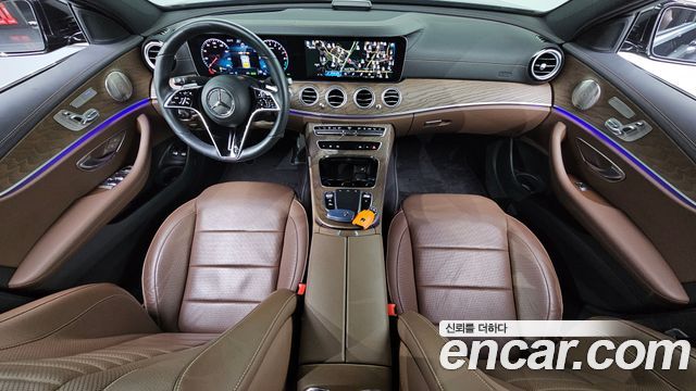 Mercedes-Benz E-Class E300e 4MATIC Exclusive