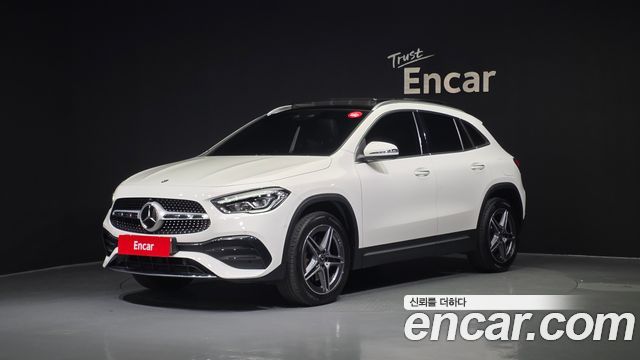 Mercedes-Benz GLA-Class GLA250 4MATIC