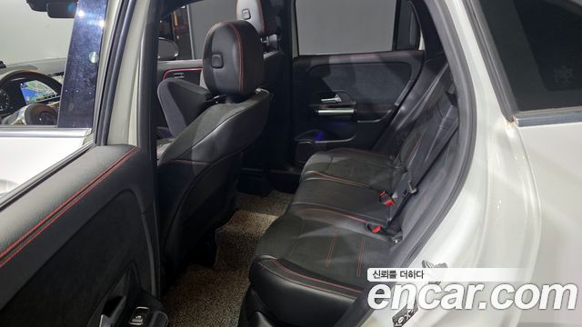 Mercedes-Benz GLA-Class GLA250 4MATIC