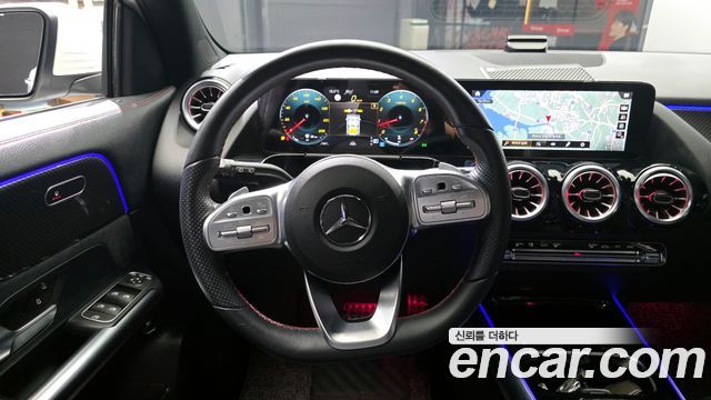 Mercedes-Benz GLA-Class GLA250 4MATIC