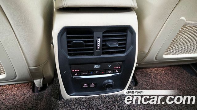 BMW 3-Series 320i Touring Luxury