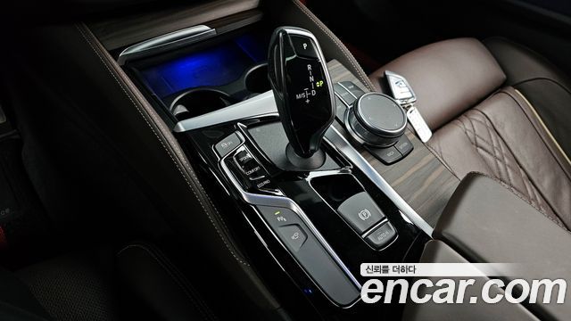 BMW 5-Series 530i M Sport Package Plus