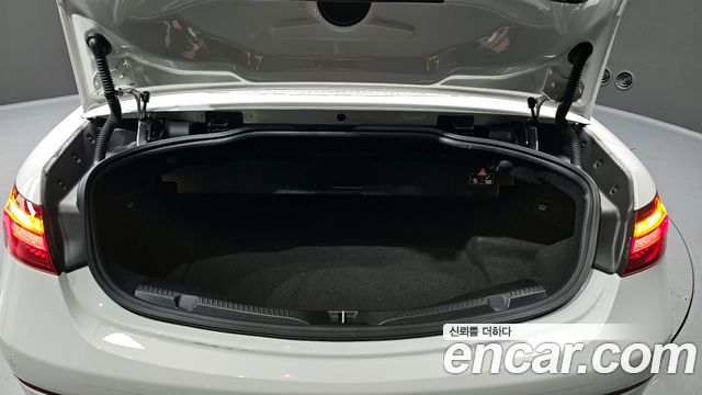 Mercedes-Benz E-Class E450 4MATIC Cabriolet