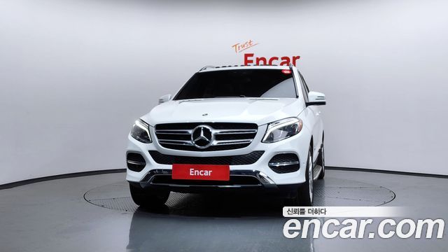 Mercedes-Benz GLE-Class GLE350 d 4MATIC