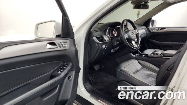Mercedes-Benz GLE-Class GLE350 d 4MATIC