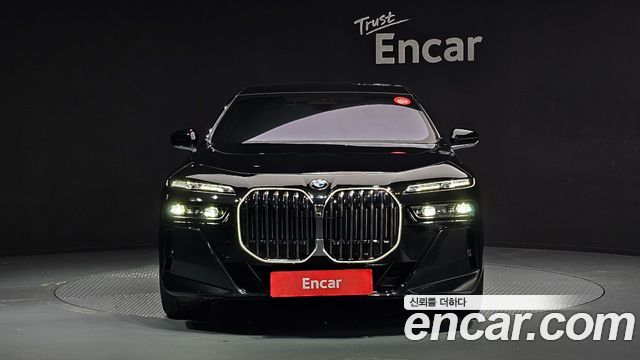 BMW 7-Series 740i xDrive M Sport