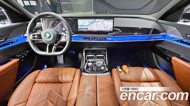 BMW 7-Series 740i xDrive M Sport