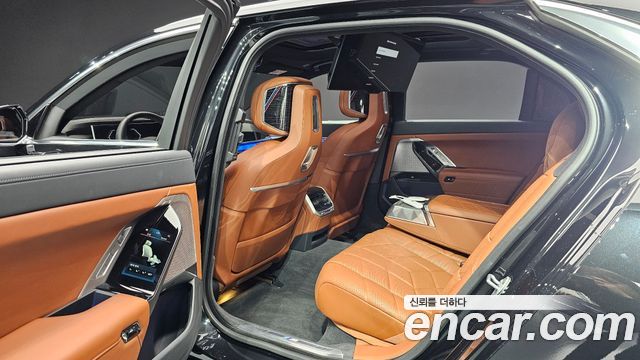 BMW 7-Series 740i xDrive M Sport