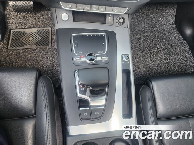 Audi Q5 45 TFSI Quattro Premium